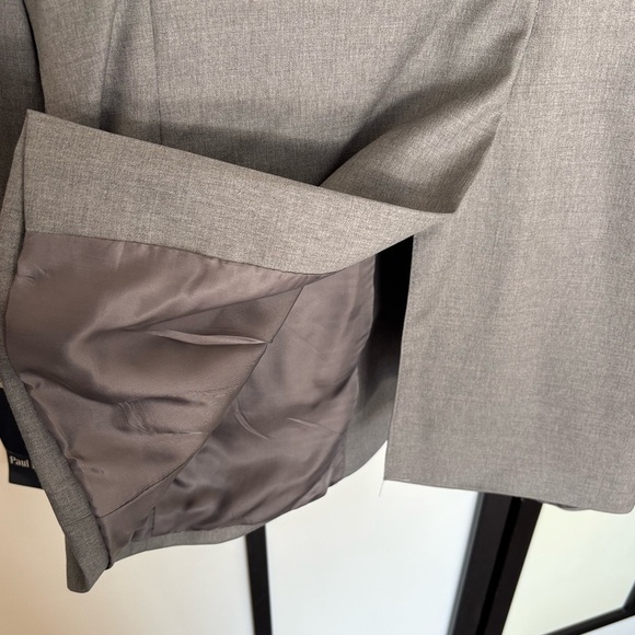 Paul Fredrick 43L Pearl Gray 2-Button Sport Coat
Wool Blazer Jacket. NEW - Picture 7 of 15